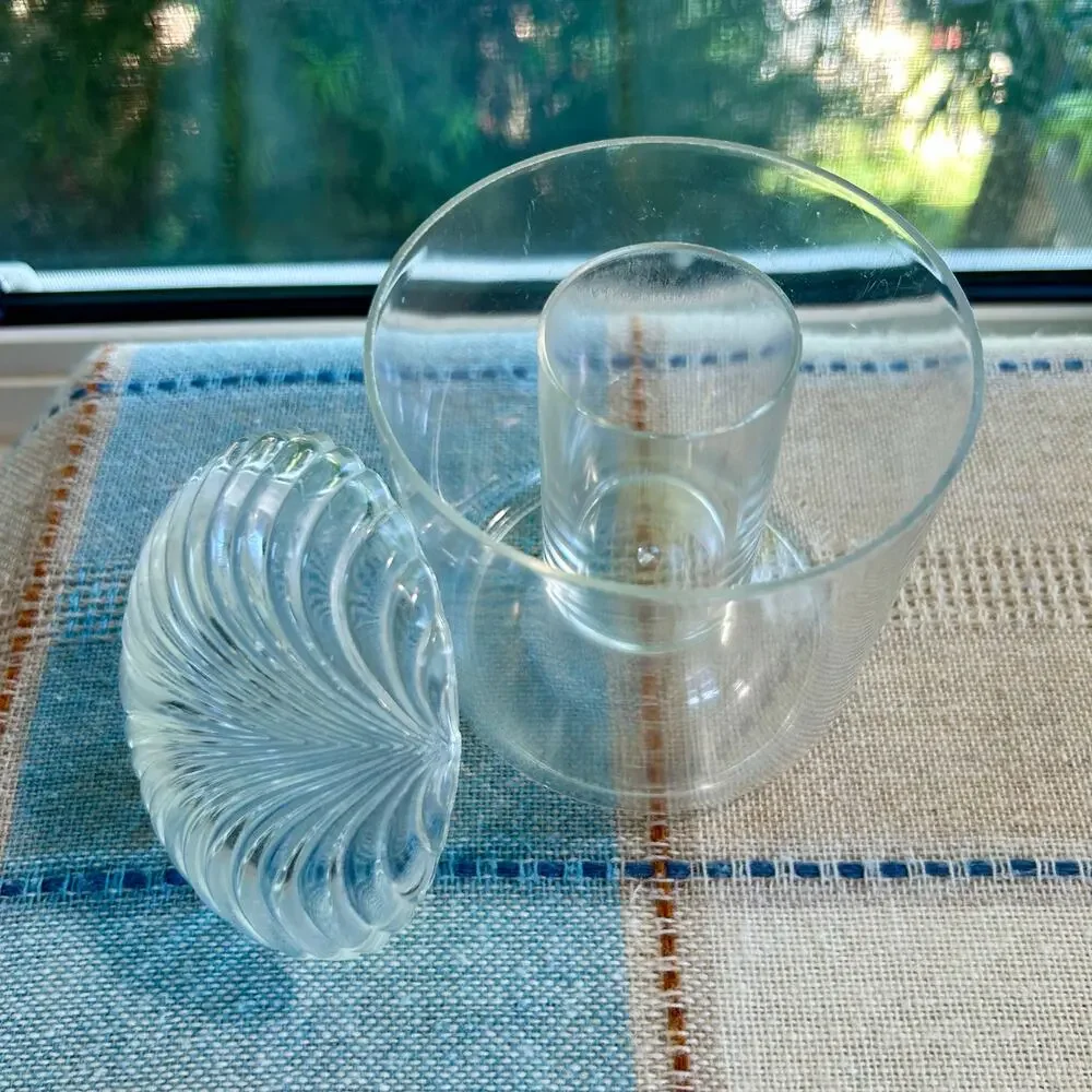Vintage Lucite Vanity Jar with Seashell Lid – Acrylic Powder Jar Storage